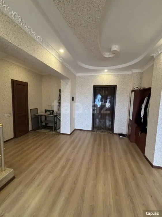 280 000 AZN - 4 otaqlı mənzil , Nabran