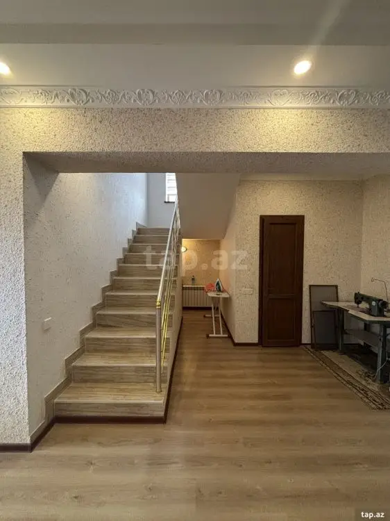 280 000 AZN - 4 otaqlı mənzil , Nabran