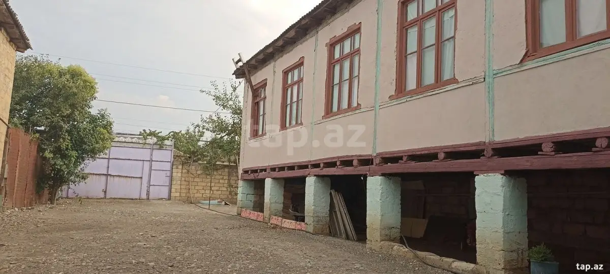 45 000 AZN - 3 otaqlı mənzil , Yevlax