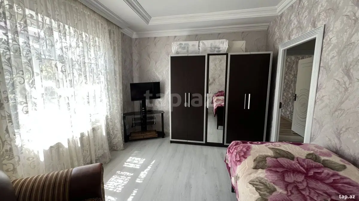 13 500 AZN - 5 otaqlı mənzil, Suraxanı qəs., Suraxanı, Bakı