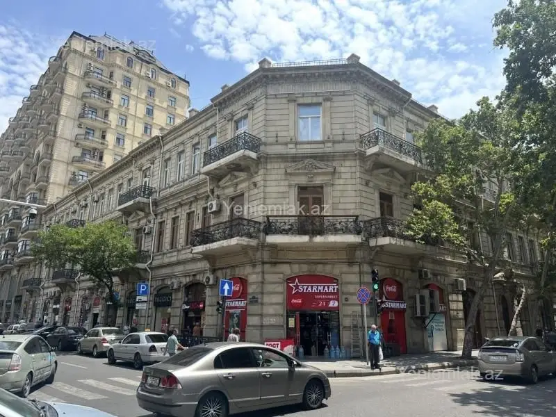 6 000 AZN - 124 m² Obyekt / Ofis Kirayə (aylıq), Səbail, Bakı