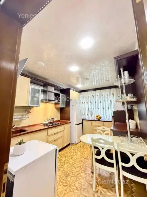 385 000 AZN - 4 otaqlı mənzil Satılır, Yasamal qəs., Yasamal, Bakı