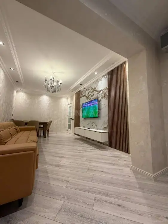 260 000 AZN - 3 otaqlı mənzil Kirayə (aylıq), Laçın