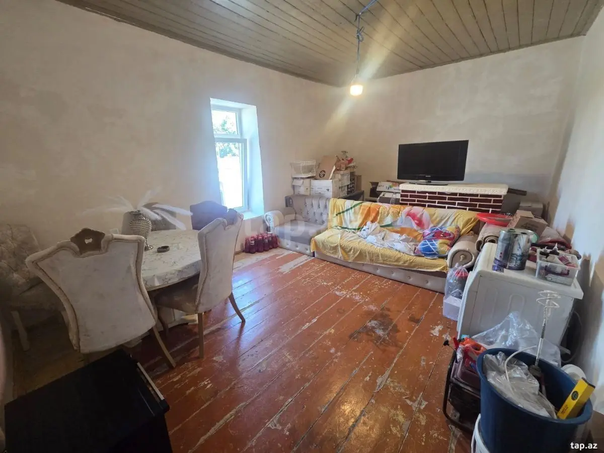59 000 AZN - 4 otaqlı mənzil , Salyan
