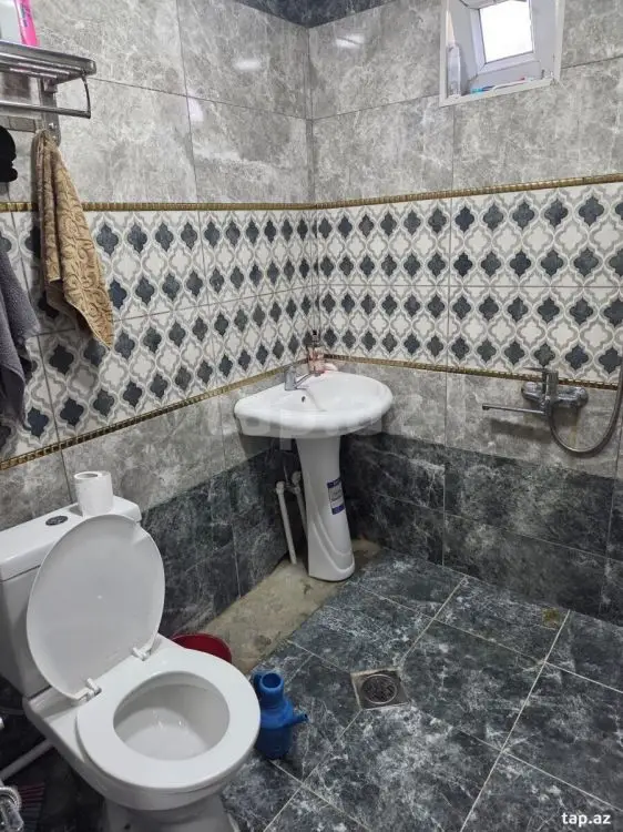 59 000 AZN - 4 otaqlı mənzil , Salyan