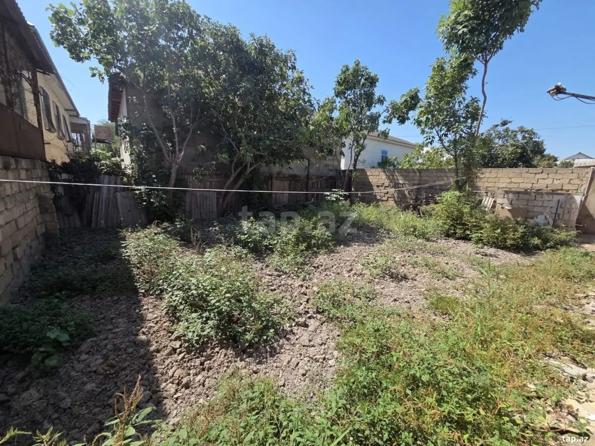 59 000 AZN - 4 otaqlı mənzil , Salyan