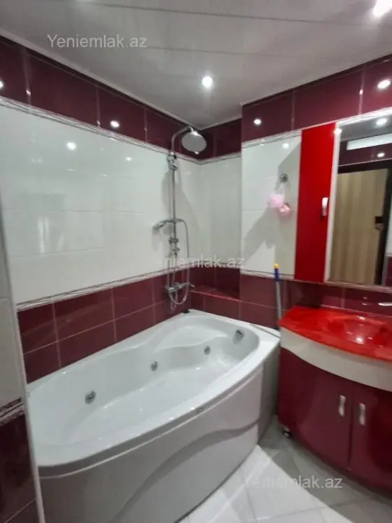 800 AZN - 3 otaqlı mənzil Kirayə (aylıq), Xətai, Bakı