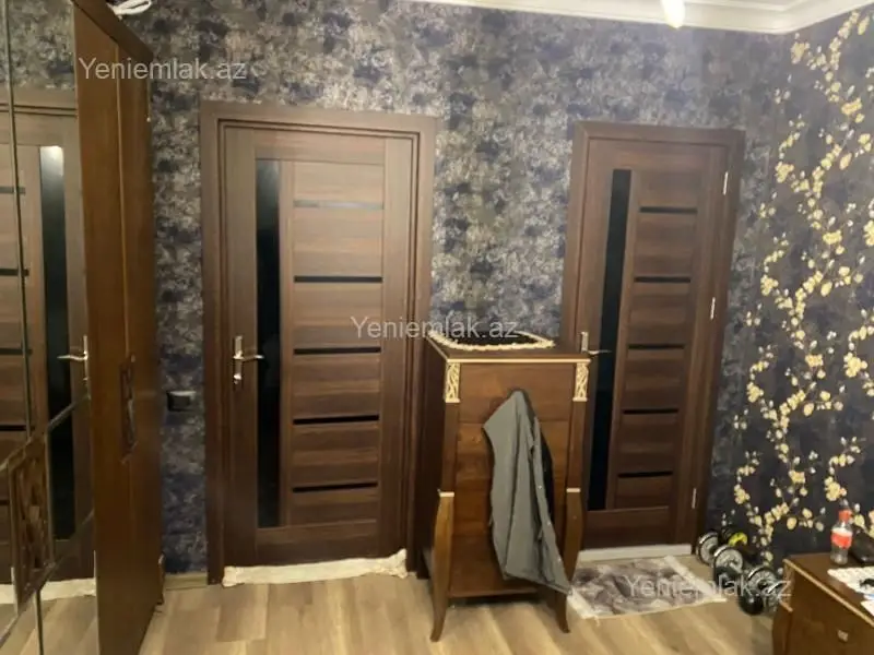 240 000 AZN - 5 otaqlı mənzil Satılır, Qaraçuxur qəs., Suraxanı, Bakı