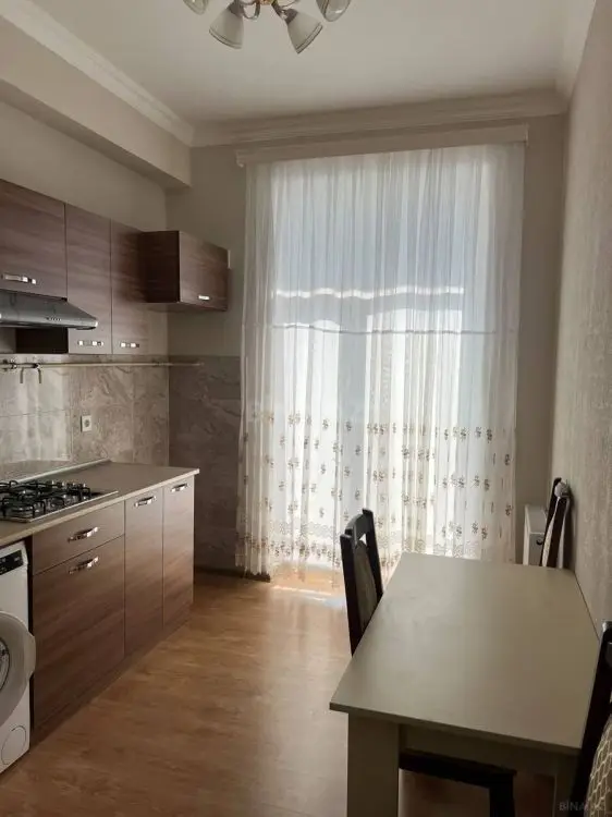 700 AZN - 2 otaqlı mənzil Kirayə (aylıq), Yasamal qəs., Abşeron