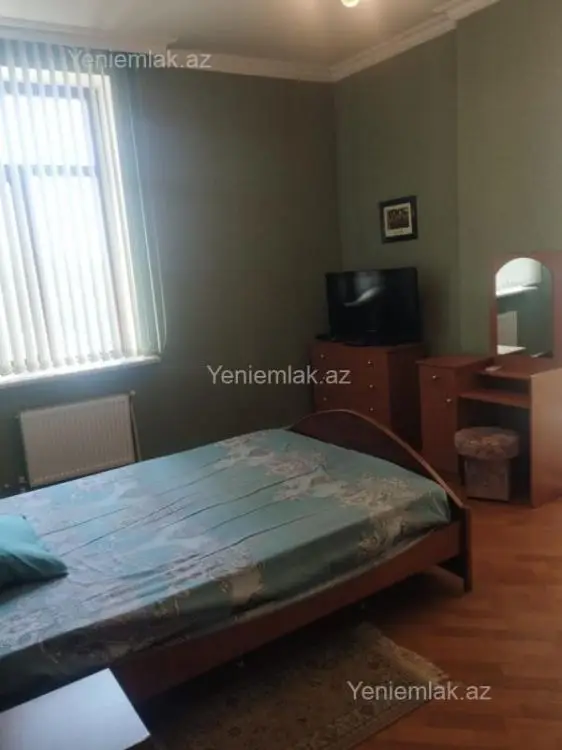 1 200 AZN - 3 otaqlı mənzil Kirayə (aylıq), Yasamal qəs., Yasamal, Bakı