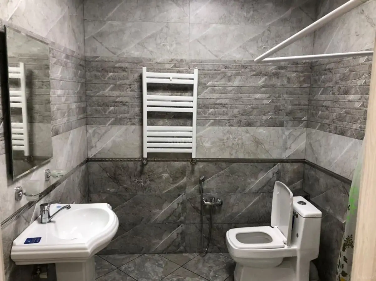 550 AZN - 2 otaqlı mənzil Kirayə (aylıq), Lökbatan qəs., Qaradağ, Bakı