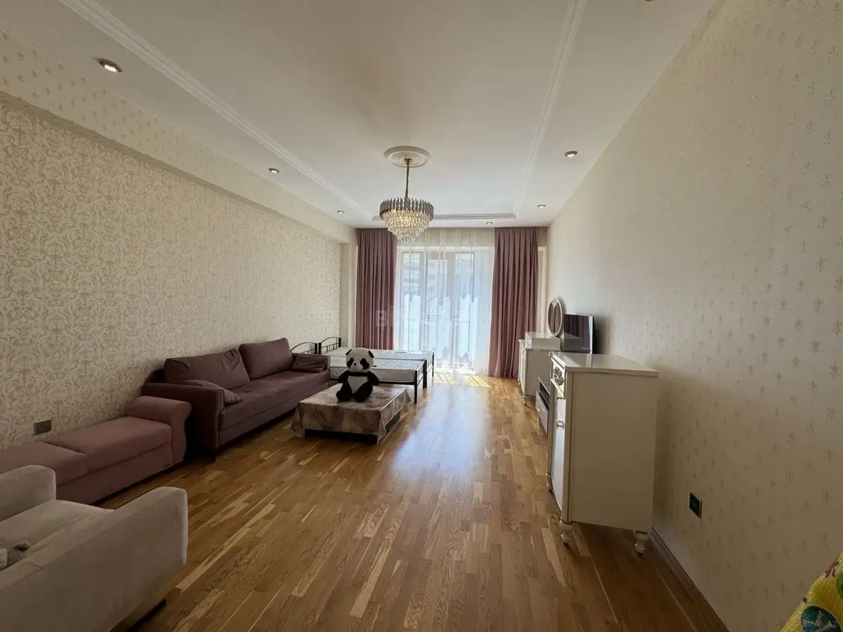 900 AZN - 3 otaqlı mənzil Kirayə (aylıq), Bayıl qəs., Salyan