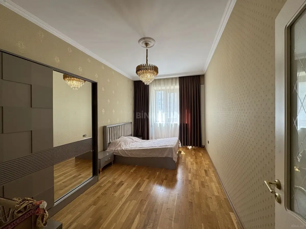 900 AZN - 3 otaqlı mənzil Kirayə (aylıq), Bayıl qəs., Salyan
