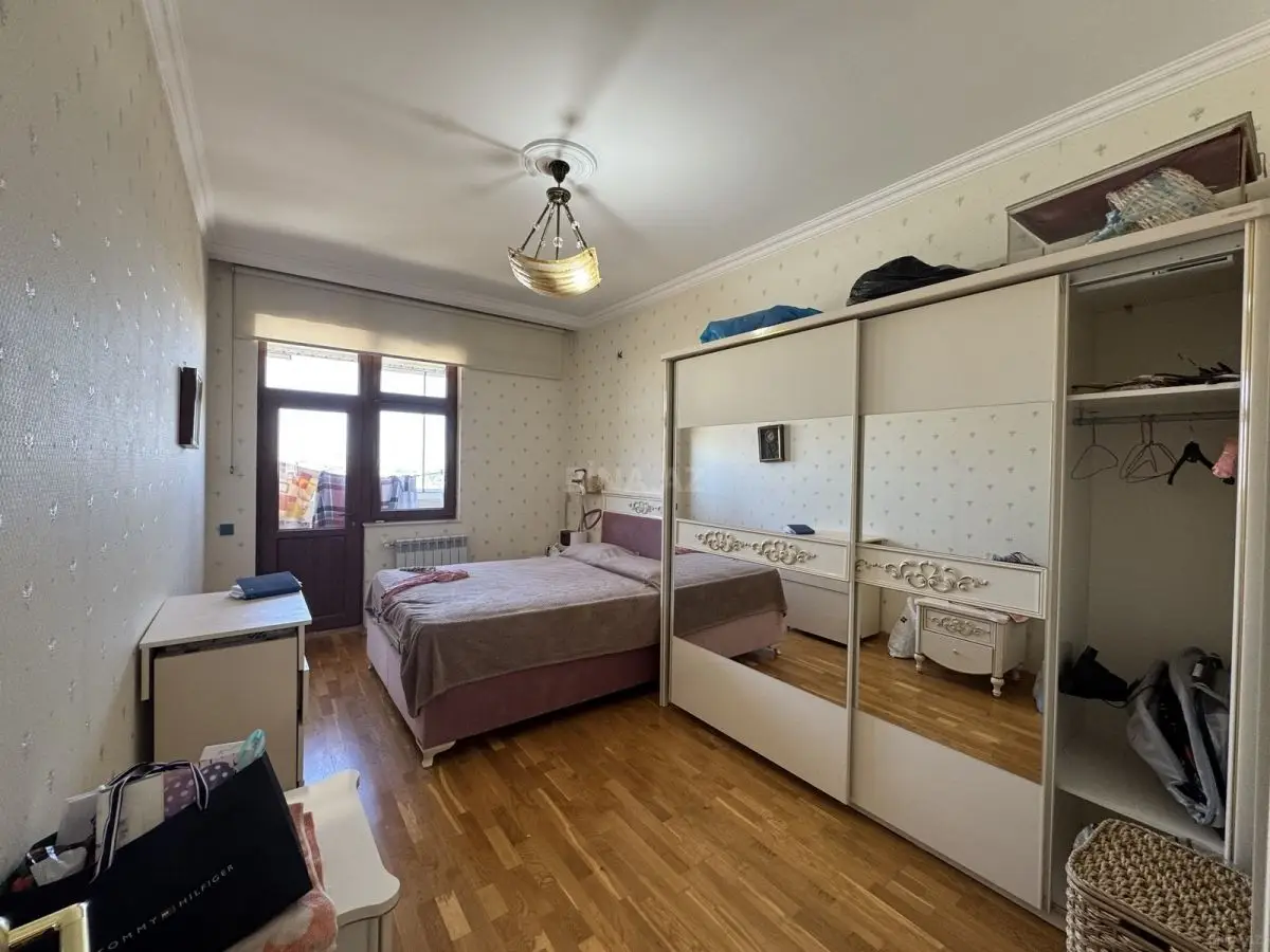 900 AZN - 3 otaqlı mənzil Kirayə (aylıq), Bayıl qəs., Salyan