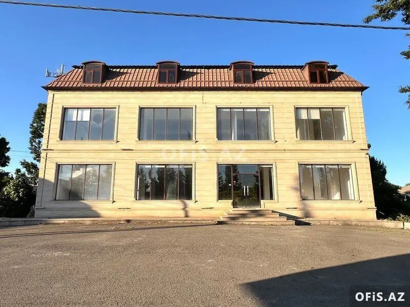 2 800 AZN - 820 m² Obyekt / Ofis Satılır, Masallı