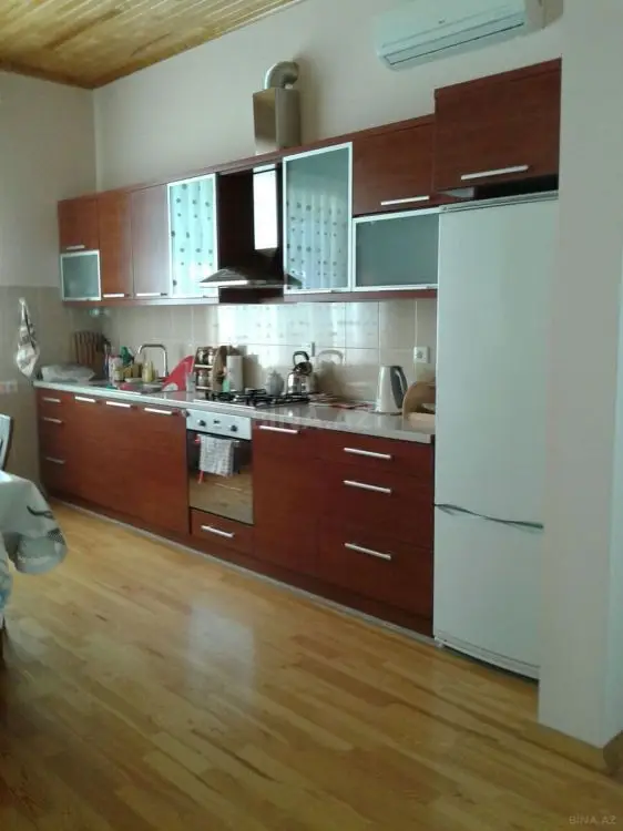 600 AZN - 6 otaqlı mənzil Kirayə (aylıq), Lənkəran