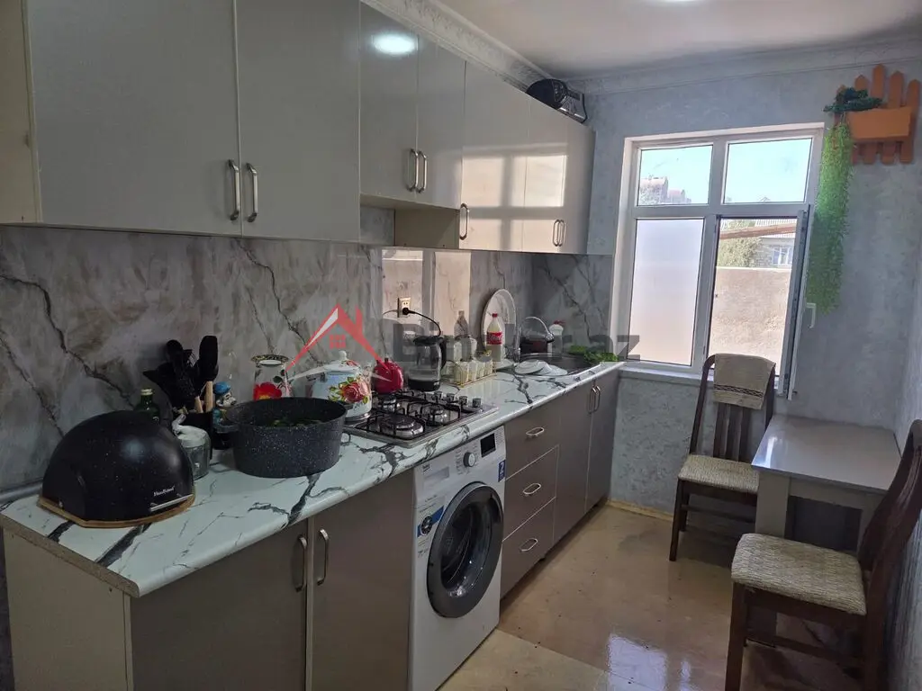 59 000 AZN - 4 otaqlı mənzil Satılır, Salyan