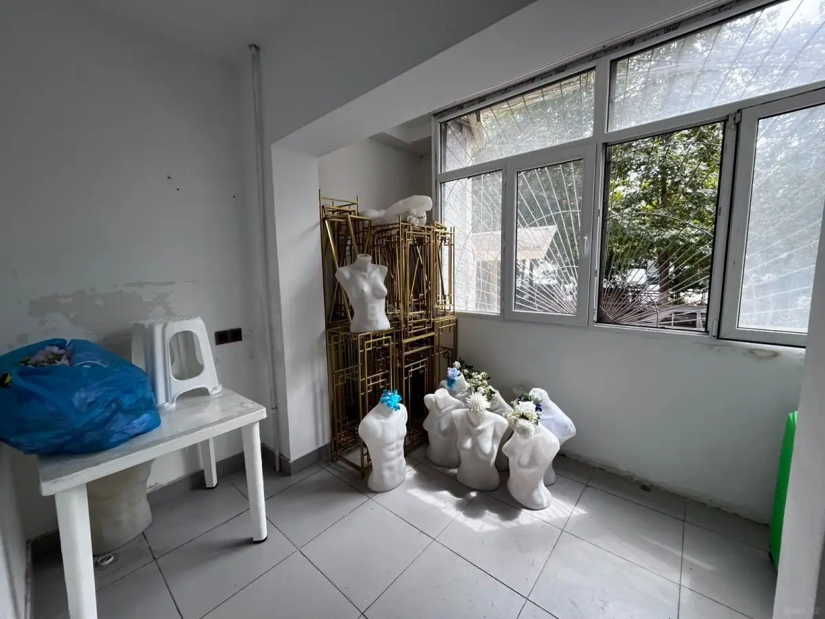 800 AZN - 50 m² Obyekt / Ofis Kirayə (aylıq), Laçın