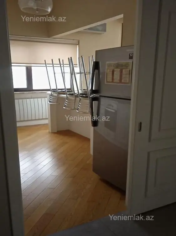 1 200 AZN - 3 otaqlı mənzil Kirayə (aylıq), Yasamal qəs., Yasamal, Bakı
