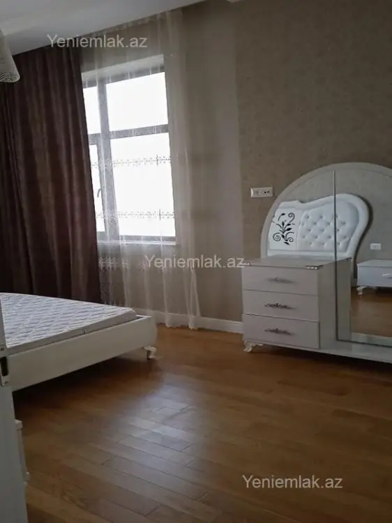 1 200 AZN - 3 otaqlı mənzil Kirayə (aylıq), Yasamal qəs., Yasamal, Bakı