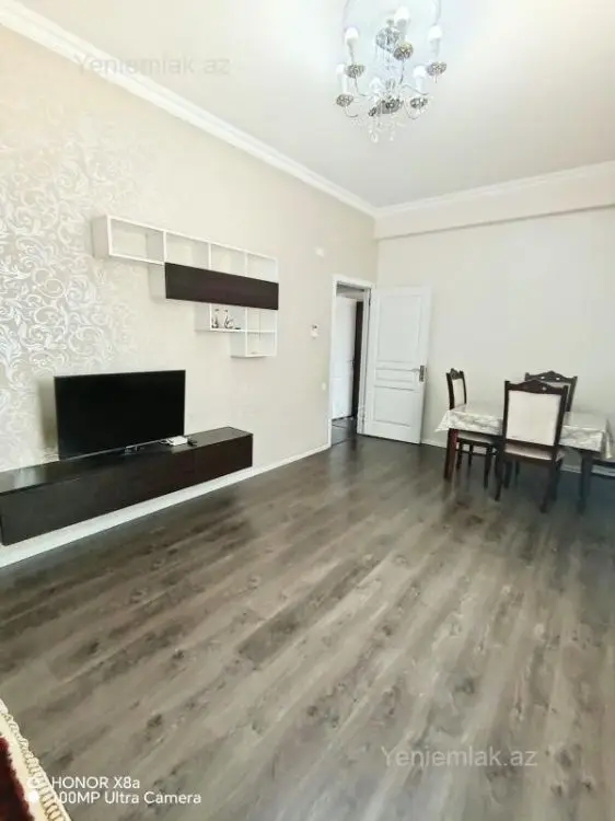 800 AZN - 3 otaqlı mənzil Kirayə (aylıq), Yasamal qəs., Yasamal, Bakı