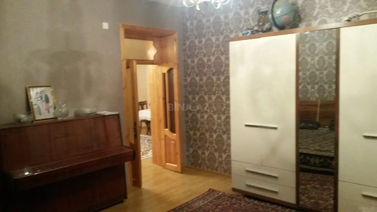 650 AZN - 4 otaqlı mənzil Kirayə (aylıq), Gəncə