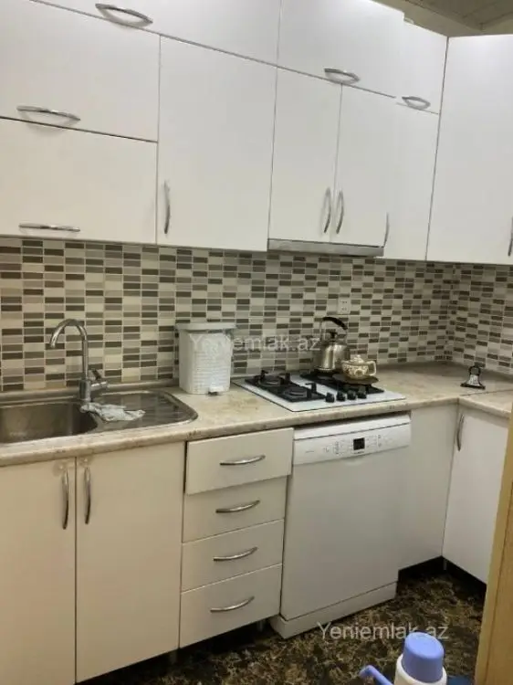 265 000 AZN - 3 otaqlı mənzil Satılır, Bakı