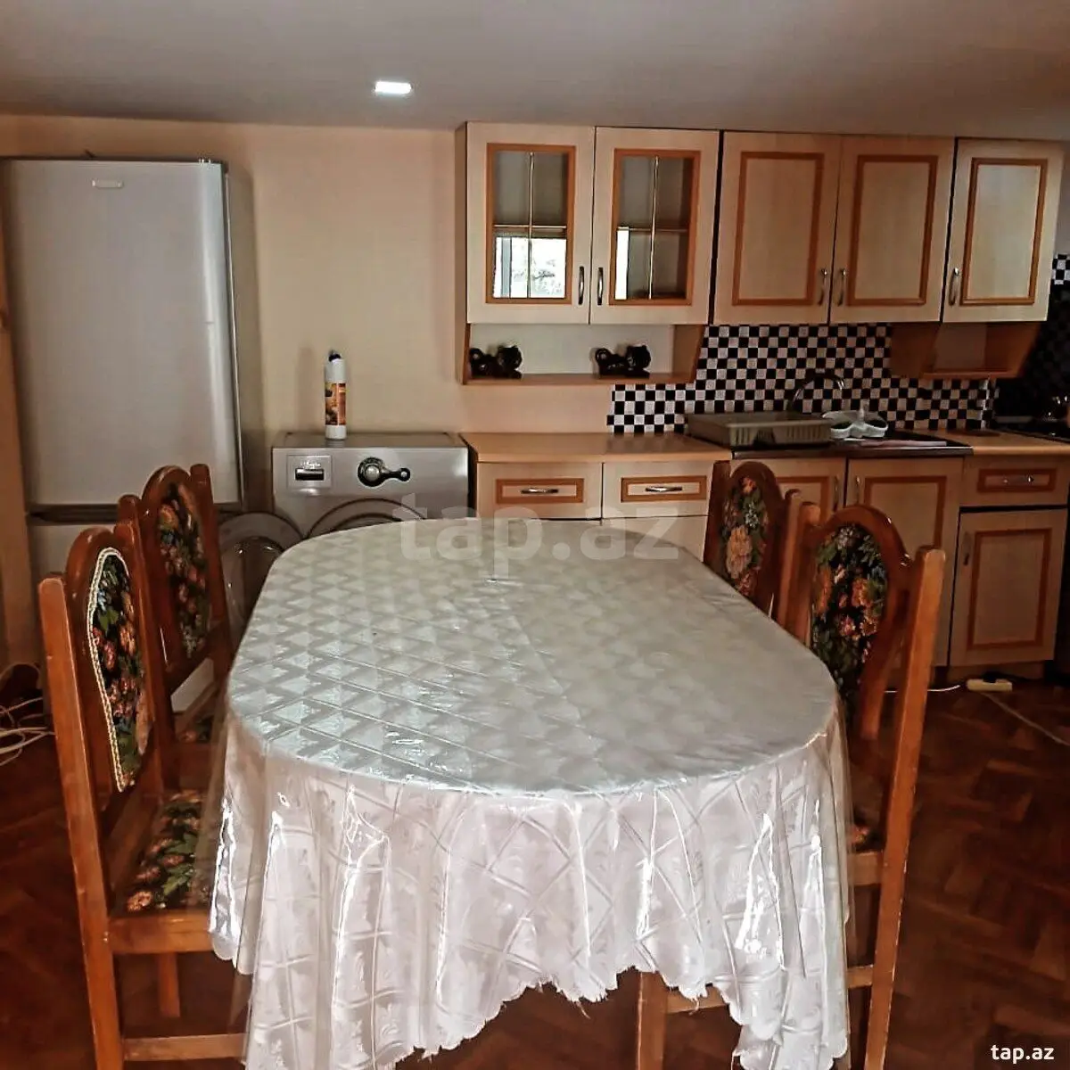100 AZN - 3 otaqlı mənzil Kirayə (aylıq), Lənkəran