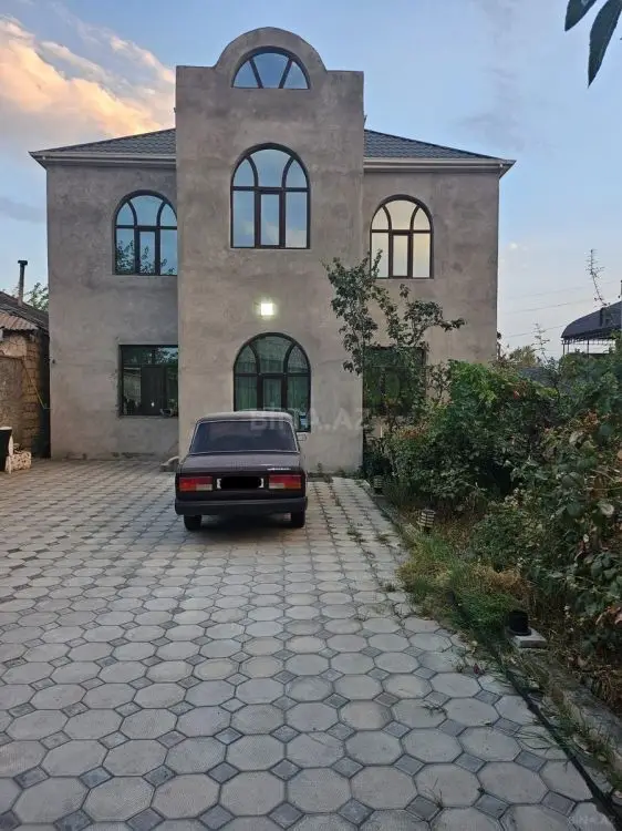 145 000 AZN - 5 otaqlı mənzil Satılır, 28 may qəs., Yevlax