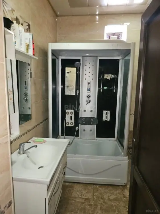 145 000 AZN - 5 otaqlı mənzil Satılır, 28 may qəs., Yevlax