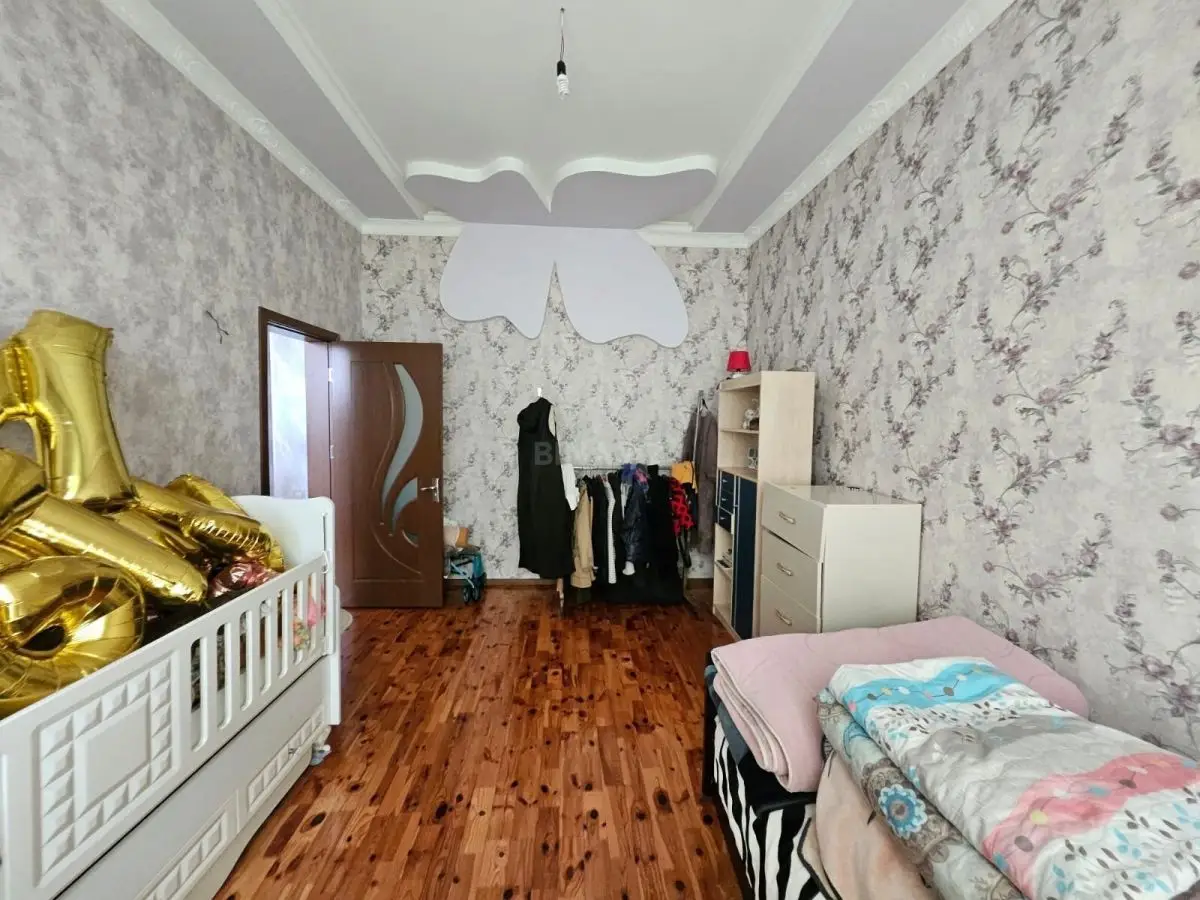 145 000 AZN - 5 otaqlı mənzil Satılır, 28 may qəs., Yevlax