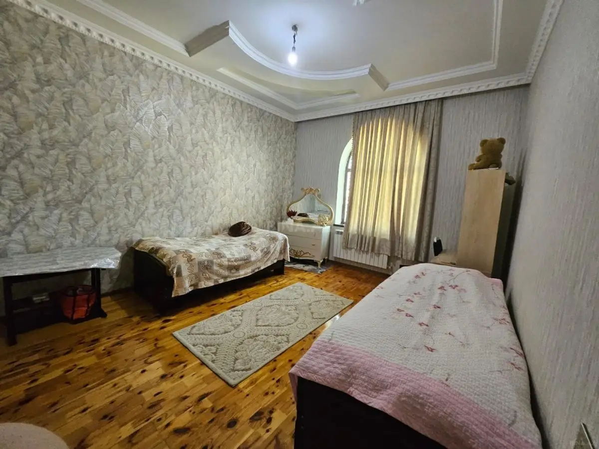 145 000 AZN - 5 otaqlı mənzil Satılır, 28 may qəs., Yevlax