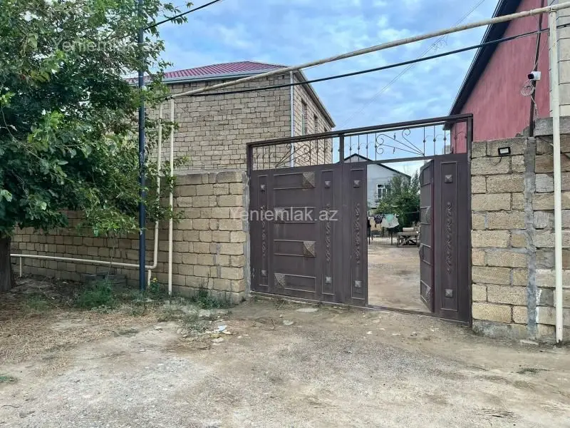140 000 AZN - 8 otaqlı mənzil Satılır, Saray, Abşeron