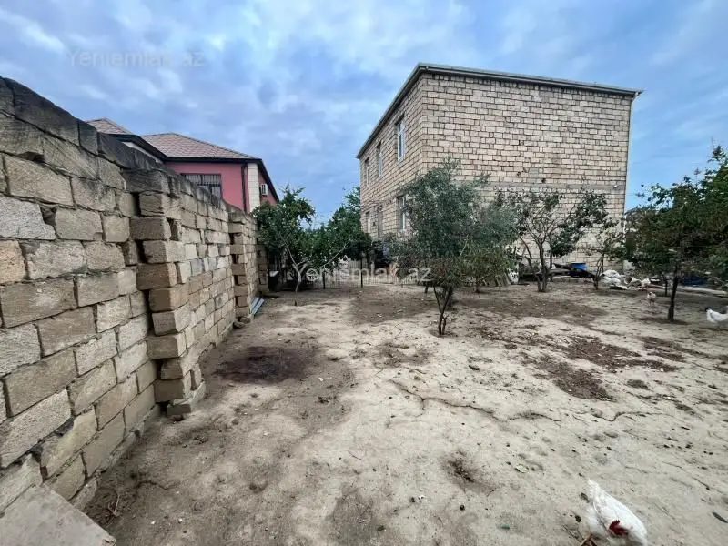 140 000 AZN - 8 otaqlı mənzil Satılır, Saray, Abşeron