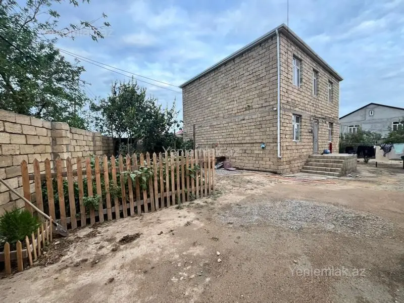 140 000 AZN - 8 otaqlı mənzil Satılır, Saray, Abşeron