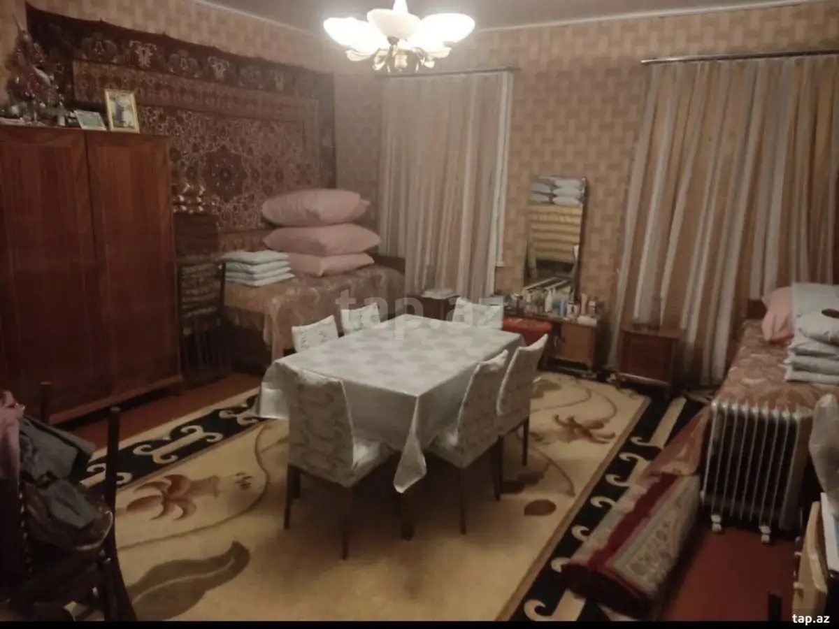 230 000 AZN - 8 otaqlı mənzil , Gədəbəy