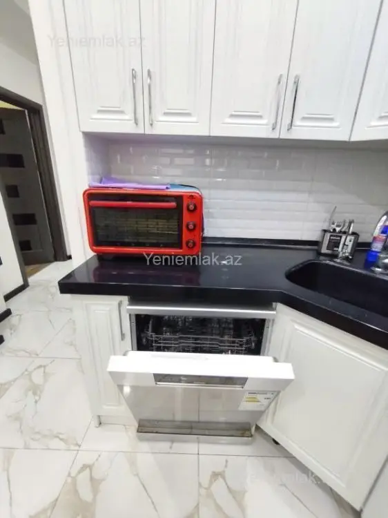 1 000 AZN - 3 otaqlı mənzil Kirayə (aylıq), Nəsimi, Bakı