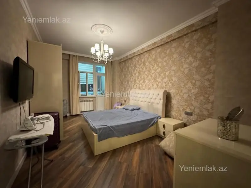 300 000 AZN - 3 otaqlı mənzil Satılır, Nizami, Bakı