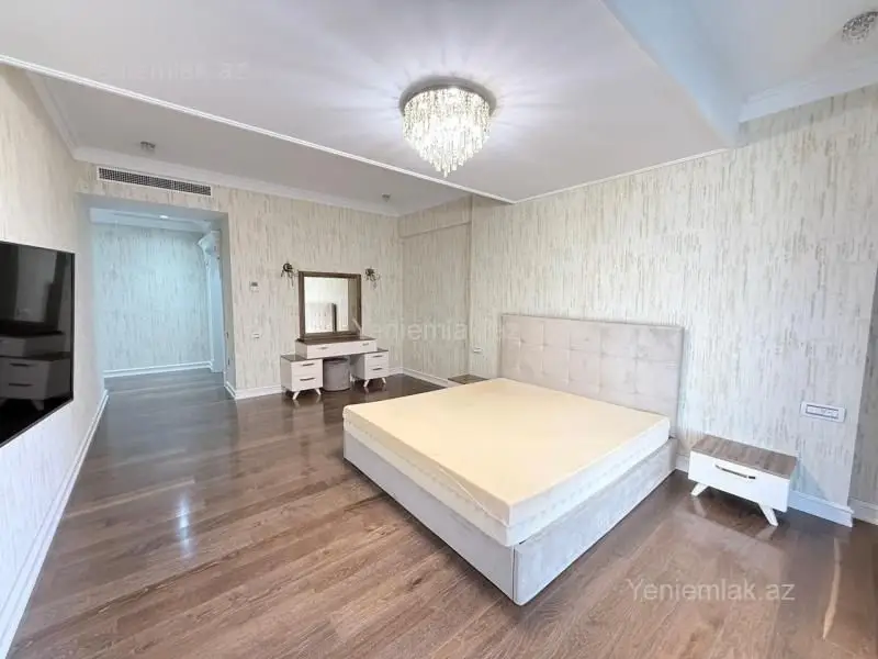5 500 AZN - 3 otaqlı mənzil Kirayə (aylıq), Səbail, Bakı