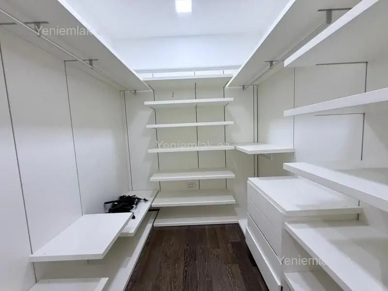 5 500 AZN - 3 otaqlı mənzil Kirayə (aylıq), Səbail, Bakı