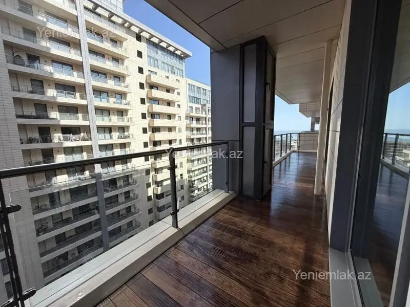 5 500 AZN - 3 otaqlı mənzil Kirayə (aylıq), Səbail, Bakı