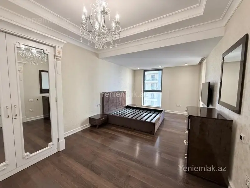 5 500 AZN - 3 otaqlı mənzil Kirayə (aylıq), Səbail, Bakı