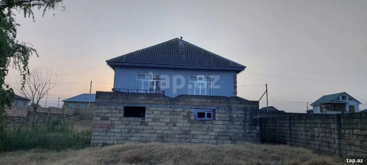 130 000 AZN - 6 otaqlı mənzil , Astara