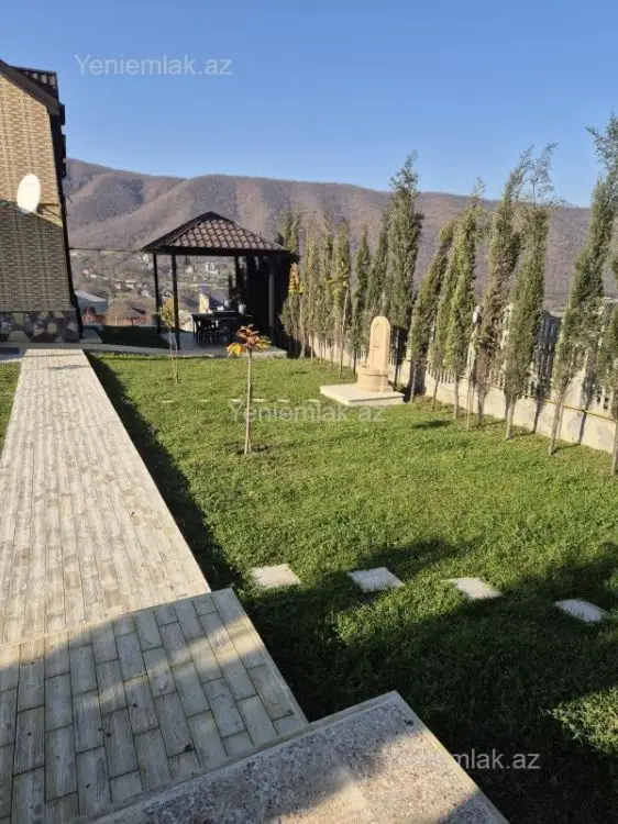 300 000 AZN - 5 otaqlı mənzil Satılır, Quba