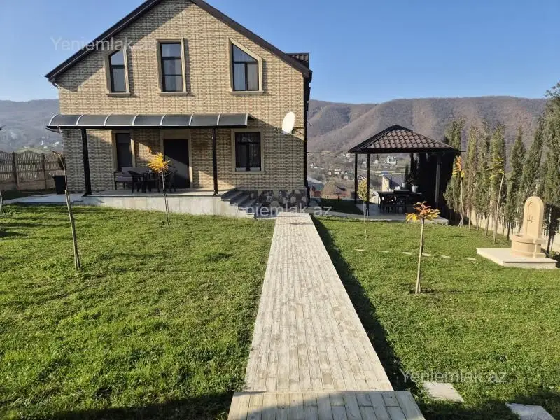 300 000 AZN - 5 otaqlı mənzil Satılır, Quba