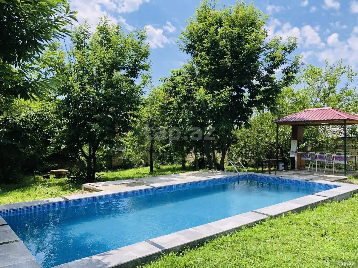 500 AZN - 3 otaqlı mənzil Kirayə (aylıq), Qəbələ