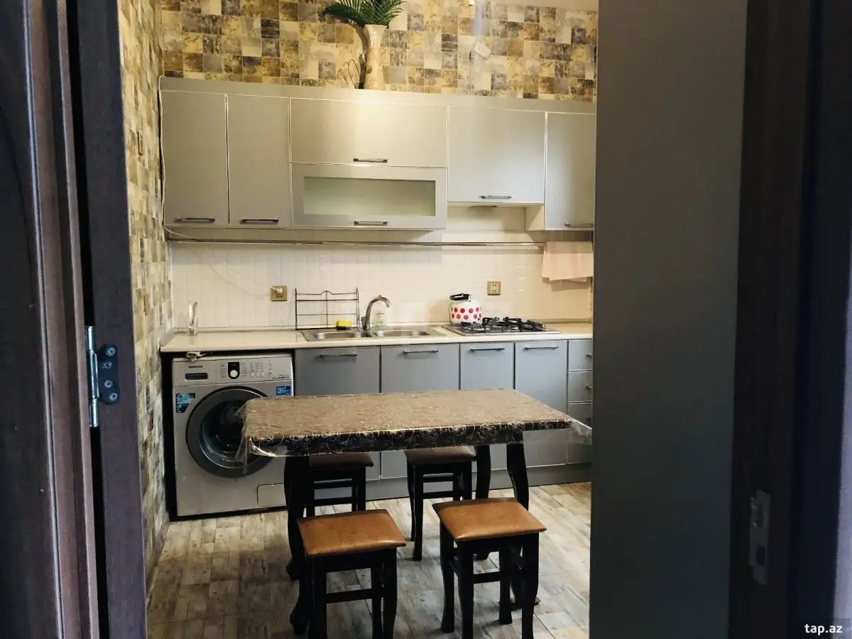 500 AZN - 3 otaqlı mənzil Kirayə (aylıq), Qəbələ