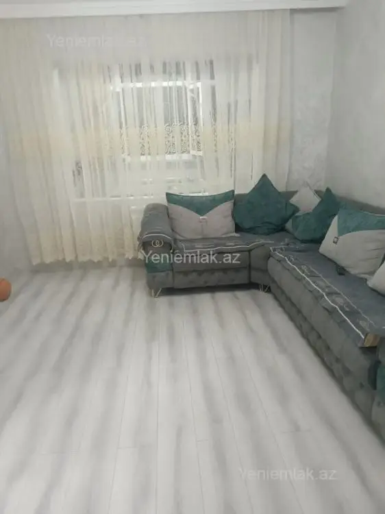 180 000 AZN - 4 otaqlı mənzil Satılır, 6-cı mikrorayon, Sumqayıt