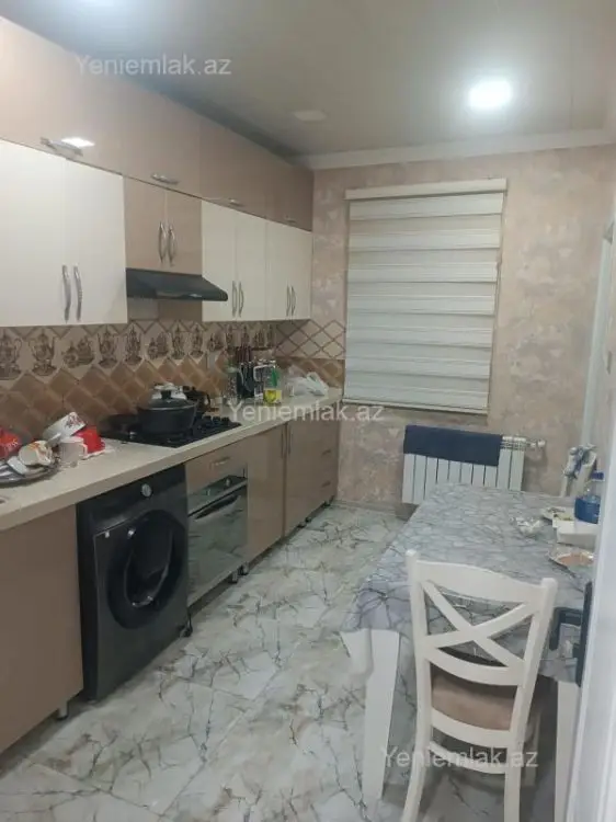 180 000 AZN - 4 otaqlı mənzil Satılır, 6-cı mikrorayon, Sumqayıt