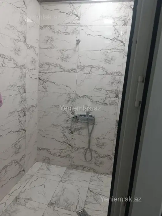 180 000 AZN - 4 otaqlı mənzil Satılır, 6-cı mikrorayon, Sumqayıt